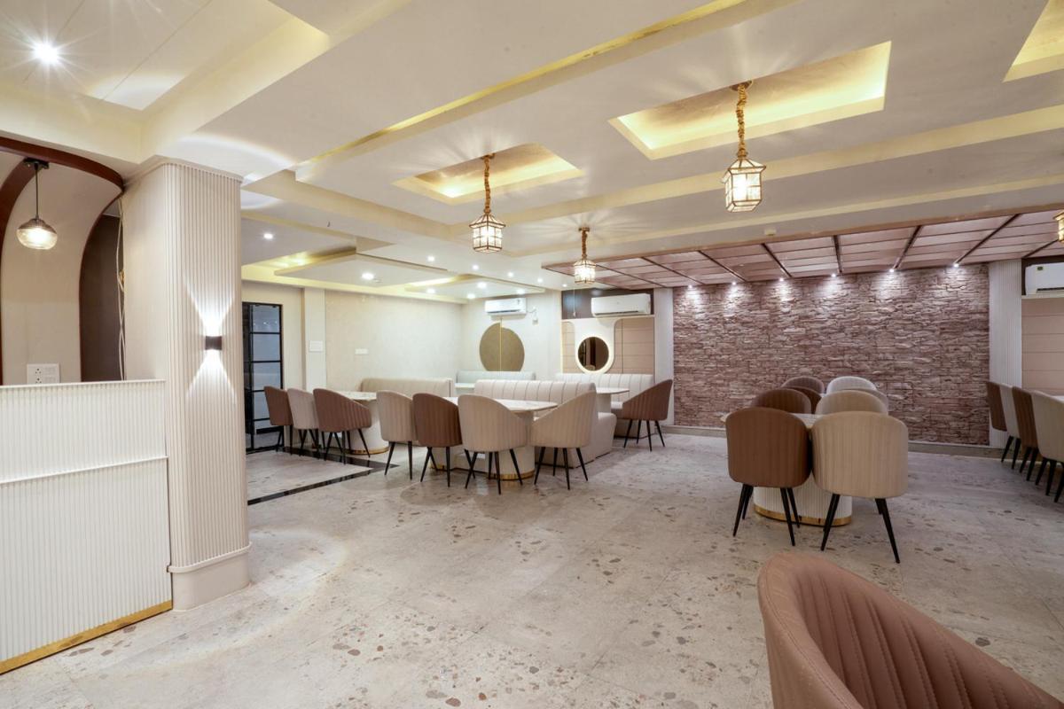 Hotel Square 36 Кота Экстерьер фото