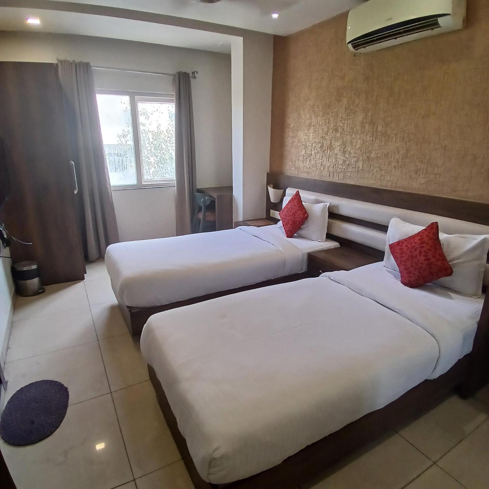 Hotel Square 36 Кота Экстерьер фото